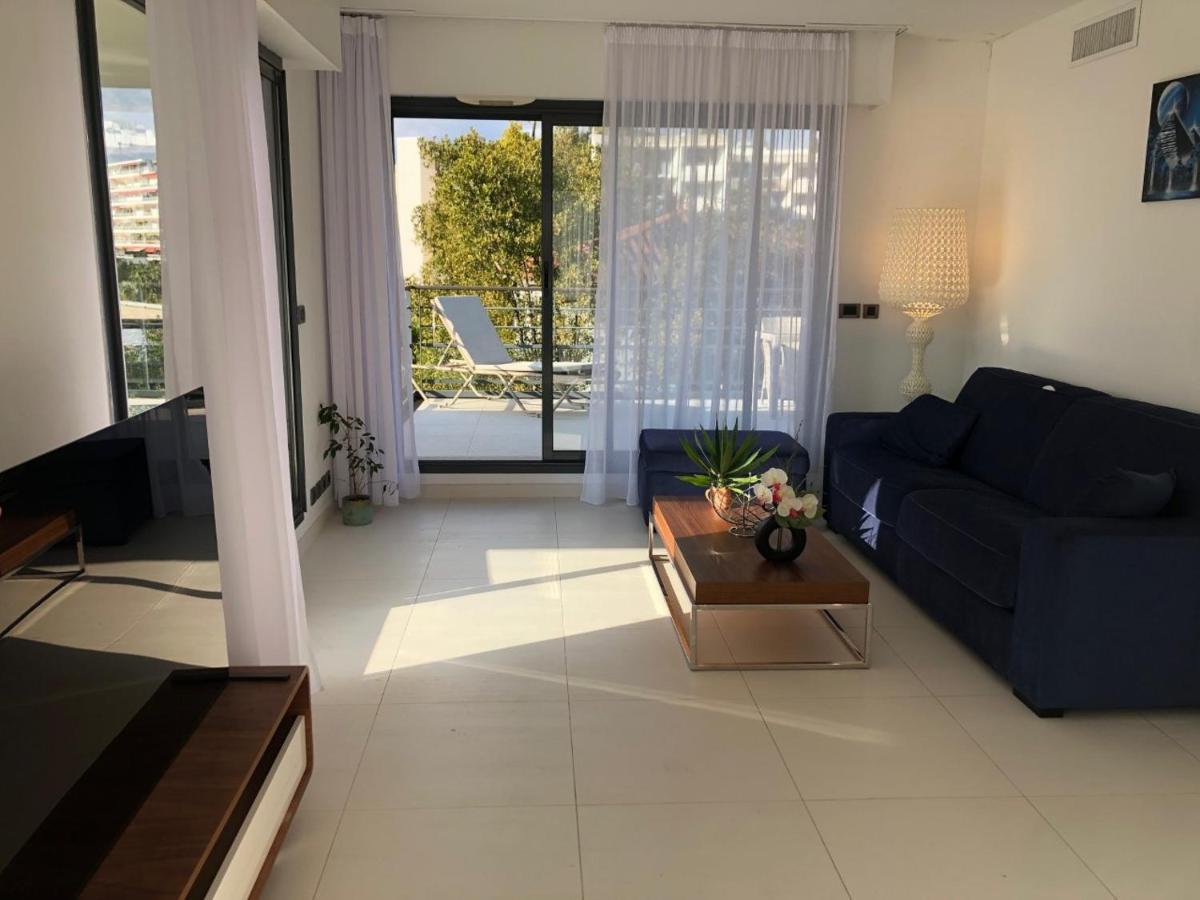 Appartement Montfleury, 2 Terrasses, 2 Chambres , 2 Sdb , Pkg Prive Piscine, 15 Min Walk To Croisette Beach And Palais Des Festivals Cannes Eksteriør bilde